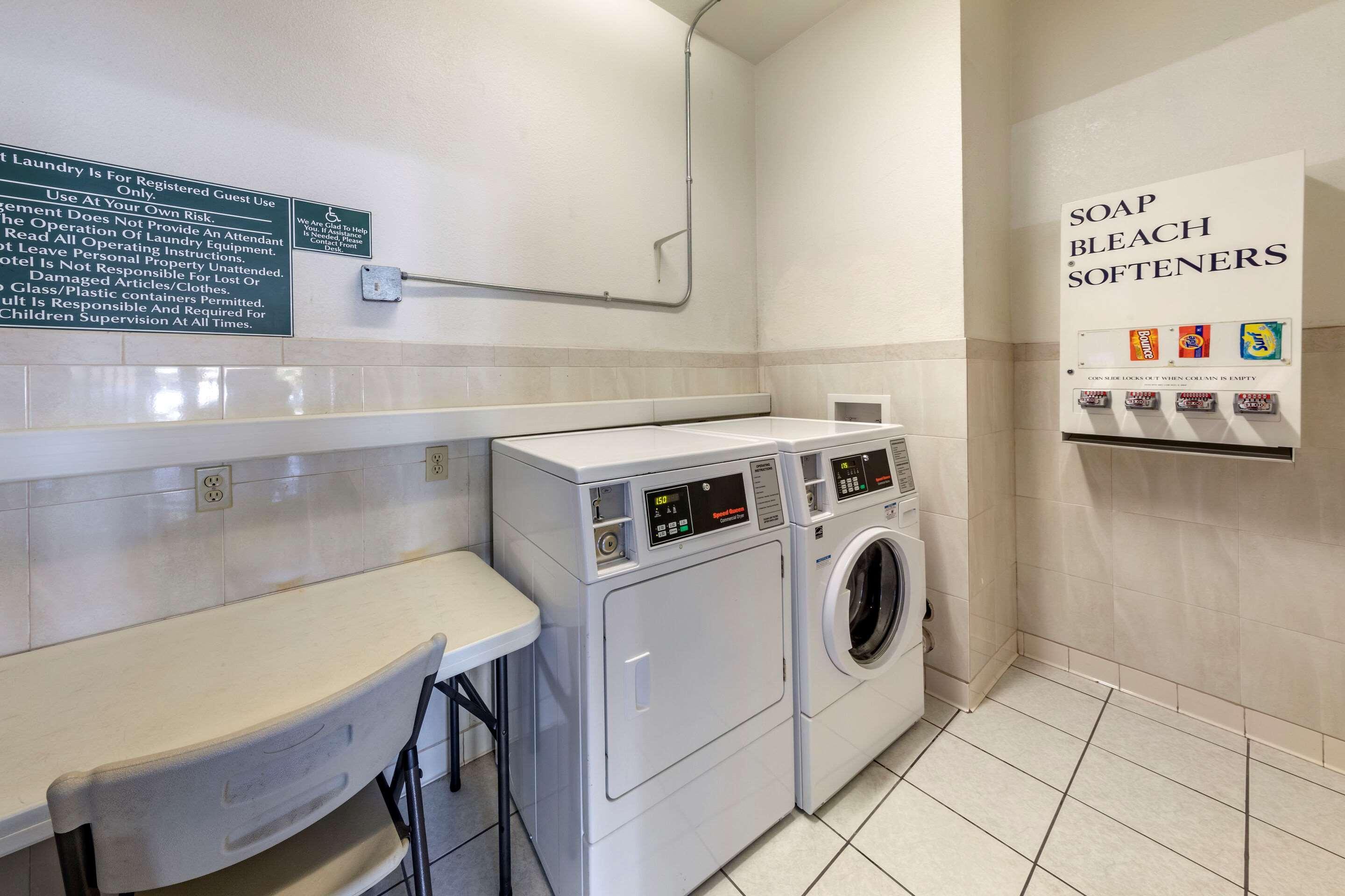 Citrus Suites Redlands Loma Linda Hotel מראה חיצוני תמונה